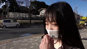 敏感肌の19歳美肌娘が貪欲に快楽を求める！美容専門でアニメ声で喘ぎ本能丸出し大量中出し！！