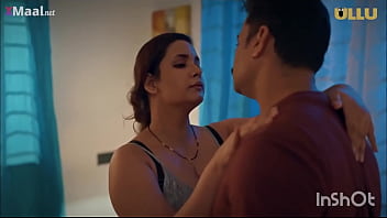 Bidadari Panas Yang Menggoda Di Malam Hari
