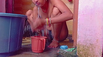 Gadis Desa India Yang Seksi Dan Menggoda