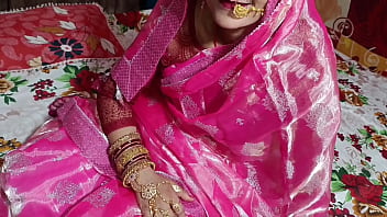 Suhaag Raat Ki Karwa Chauth: Garam Hindi Awaaz Mein Besharmi Se Pukarti Hui