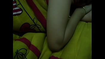 Desi Bhabhi Yang Panas Dengan Tetangga Yang Nakal