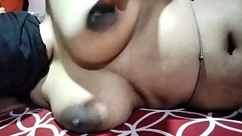 Bhabhi India Yang Menggoda Dan Penuh Gairah