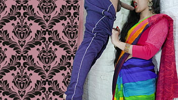 Bhabhi India Gatel Ngentot Dubur Dan Memeknya Sama Tukang Listrik, Suara Hindi Jelas | Your Priya