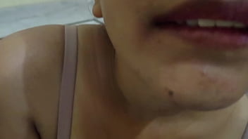Video Mesum Desi Bhabhi Dipali Mainin Memek Sampai Crot Viral