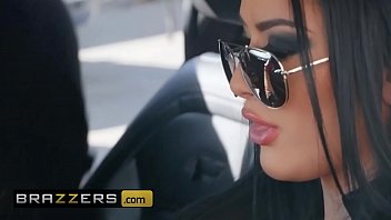 Katrina Jade Dan Xander Corvus Gila-gilaan Di Mobil, Sampai Tak Kuasa Menahan Nafsu