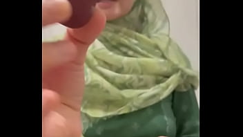 Kecantikan Gadis Berhijab Yang Menggoda
