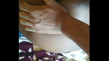 Menggila Dengan Pantat Besar Ibu Mertua Desi Yang Menggairahkan