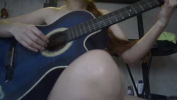 Gadis Musik Bayar Pakai Seks Biar Bisa Masuk Band, Dia Doyan Banget Sama Kontol Sampai Nelen Semua Dan Masih Minta Tambah Lagi