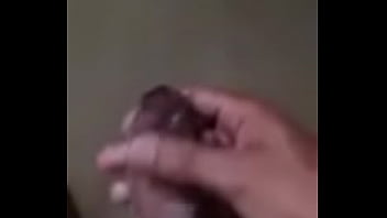 Semburan Sperma Terbang Untuk Gadis-gadis Desi Yang Haus