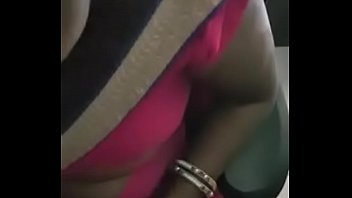 Bhabhi Digoyang Keras Sampai Meraung-raung