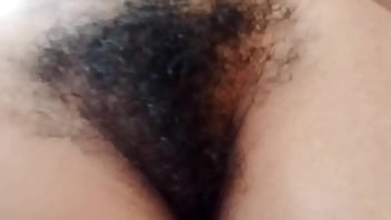 Gadis India Seksi Di Dalam Ruangan Memamerkan Memeknya Yang Luar Biasa