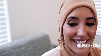Menerobos Hambatan Budaya Dengan Setiap Tusukan Yang Menggairahkan