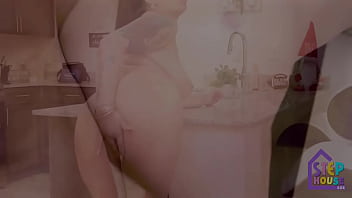 Anak Tiri Ngentot Ibu Tiri Yang Montok Dan Berpayudara Besar Alami