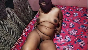 Kakak Ipar, Kenapa Kau Telanjang Dan Berbaring Di Sampingku?