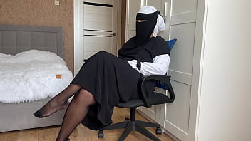 Istri Arab Mesir Yang Lubangnya Basah Dan Menggoda Diberi Suntikan Penuh Di Dalam