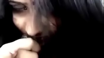 Gadis Desi Cantik Yang Menggoda