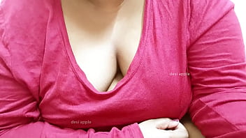 Payudara Seksi Alami Tante Asia Yang Menggoda