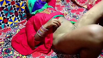 सासूजी चिल्लाई, “दामाद जी, ज़ोर से मत घुसाओ, अंदर तक दर्द हो रहा है!”