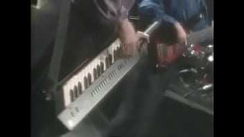 Perang Tari Mesum Dua Gadis Jazz Yang Menggoda Dengan Gerakan Menggila