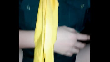 เพื่อนชายยืมควยให้เนตรนารีเขี่ยหีตกเบ็ดจนเสร็จ เลยตอบแทนให้เขามันแตกใส่หีตัวเอง