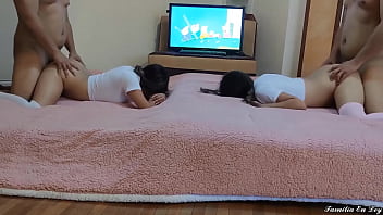 Anak Tiri Dan Temannya Digilir Ayah Tiri Mesum Dalam Keluarga Rahasia Yang Suka Saling Tumpang Tindih