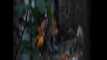 Desi Yang Basah Kuyup Dan Mengalir Deras