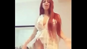 Gadis Arab Teler Goyang Pantatnya Yang Menggoda