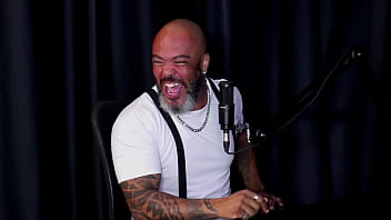 Malu Bunda Gostosa: Sem Tabus, Mas Com Medo De Vazar, Só Faz Na Presença Da Mãe E Nunca Foi Num Puteiro