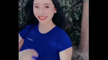 Gadis Asia Cina Montok Payudara Besar Pantat Gede Menggoda