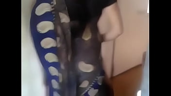 Pusar Dan Pinggul Seksi Tante India Kannada Yang Bikin Greget