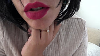 Nyonya Mesir Tua Montok Dengan Payudara Besar Yang Suka Mengoceh Kotor