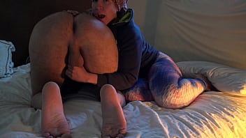 Istri Arab Yang Menggairahkan Mengocok Kontol Suaminya Yang Dari Inggris Dengan Penuh Nafsu