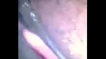 Istri Desi Yang Menggoda Dan Siap Melayani