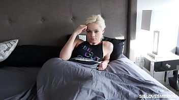 Elsa Jean Ngentotin Abang Tirinya Dan Digilir Habis-habisan Di Kamar Mandi