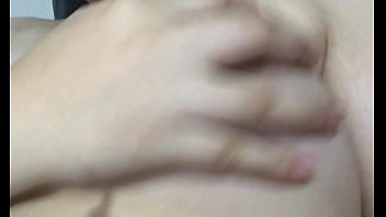 Gadis Asia Menggoda Mengerang Mesra