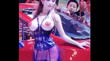 Mamer Montok Gadis Tiongkok Dengan Payudara Gede Yang Bikin Nafsu