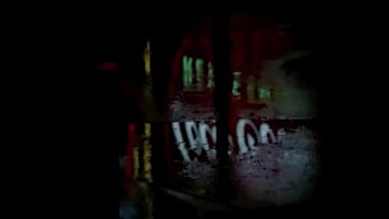 London Kelam, Keluarga Tabu Masa Lalu, Adek Tiri Lesbian Yang Bergairah