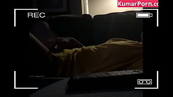 Rekaman Kamera Tersembunyi Cewek Tiongkok Lagi Sange Ngentot