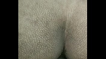 18 साल की नवयुवती की तंग चूत को मोटे लंड से जोरदार चोदाई