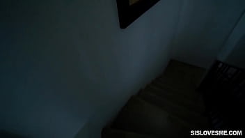 Lubang Tembem Tiri Ini Bikin Gila – Mandy Muse