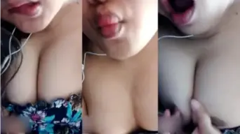 Goyang Tete Montok Sampai Tobrut Di Ometv