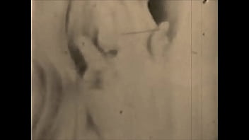 Pikiran Mesum Ibu Tiri Seksi Di Balik Pintu Keluarga Terlarang