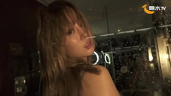 Gadis Seksi Tiongkok Yang Menggoda