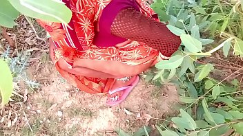 भाभी ने कहा, खेत में चुदवाने में मज़ा आता है, देवर जी