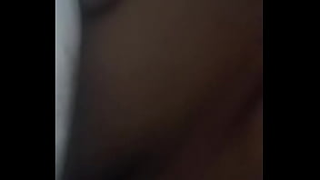 Bercinta Dengan Istriku Annu Sambil Berbisik Kotor Lewat Earphone