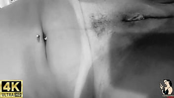 Ibu Tiriku Yang Membakar Nafsu, Akhirnya Kutempelkan Diri Pada Pelukannya