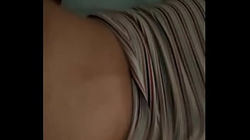 Gadis Oriental Yang Menggoda