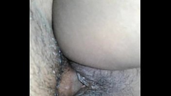 Gadis Desi Digencet Habis-habisan Sama Pacarnya