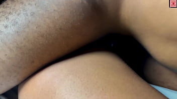 Istri Kakak Tiriku Menyelinap Saat Aku Olahraga Pagi Dan Menggoda Ototku, Merengek Ingin Aku Masuk Ke Dalamnya.