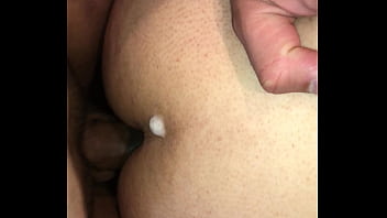 Desi Menembus Pantat Dengan Ganas